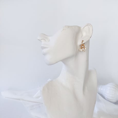 たまむすびとコットンパールの揺れるピアス/イヤリング