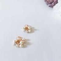たまむすびとコットンパールの揺れるピアス/イヤリング