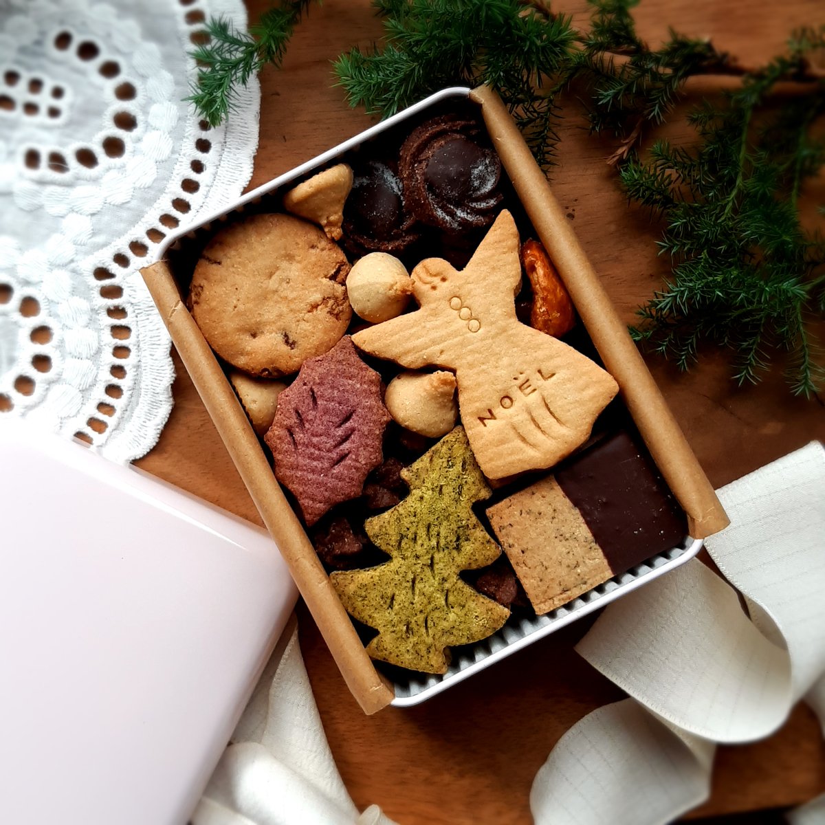 専用ページ クリスマスクッキー缶 と 手作りクッキー 詰め合わせ 焼き菓子 MerryXmas クリスマスクッキー缶｜Yahoo!フリマ（旧PayPayフリマ）