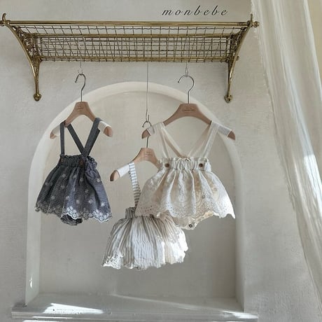 [予約] Embroidered suspenders SK bloomers / Monbebe