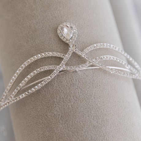 [予約] Crystal étoile Tiara