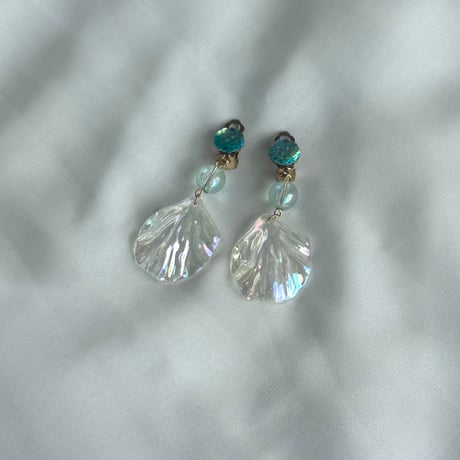 [予約] Aurora Shell Earring