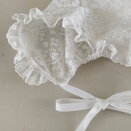 [予約] Mimi Lace Bonnet / BEBE HOLIC