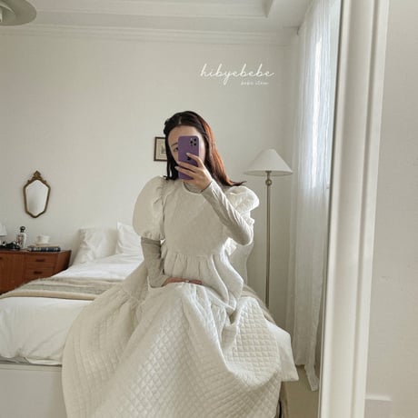[即納] Brilly quilted velvet dress(Mom) / Hibyebebe