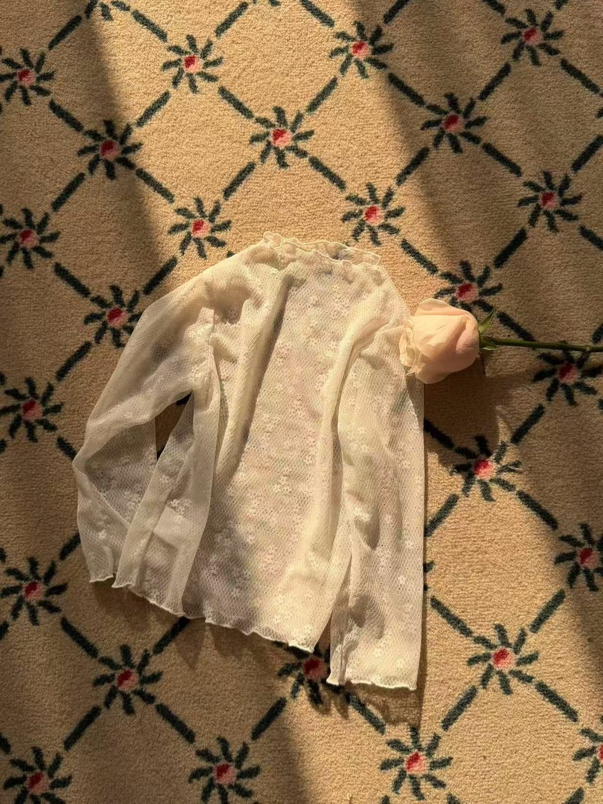 予約] Lace see-through T-shirt/ aiai | Mimiel