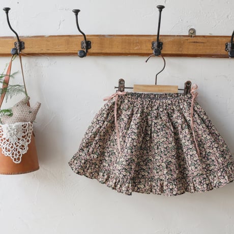 [即納] Barney skirt/puella FLO （black 13 _ size のみ）