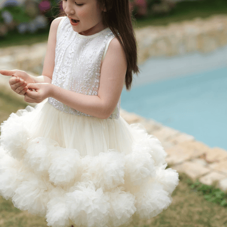[予約] Ivory Blooming Tulle Dress