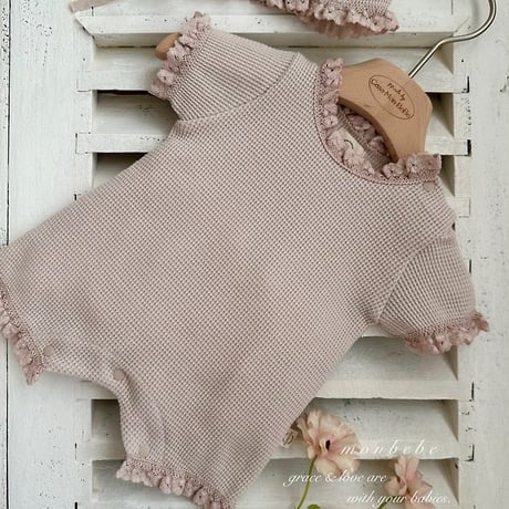 [予約] Waffle suit (bonnet included) / Monbebe
