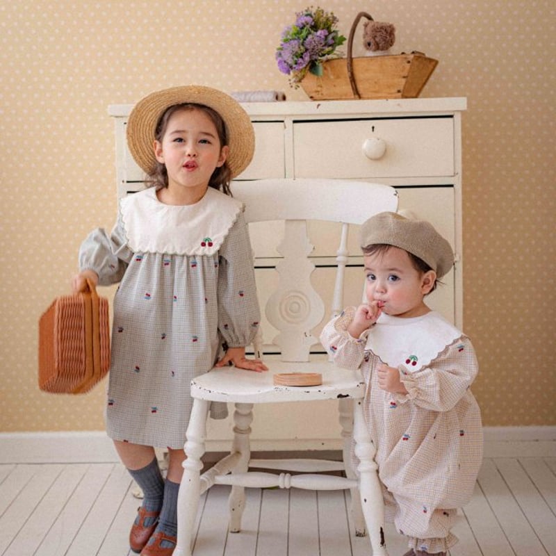 予約] Cherry Scallop Suit / OREN by Hibyebebe |