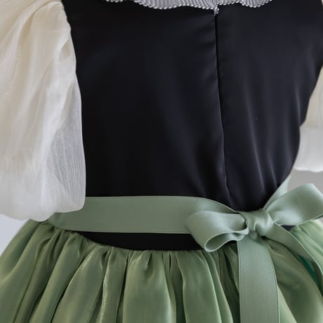 [予約] Princess nordic frill green dress