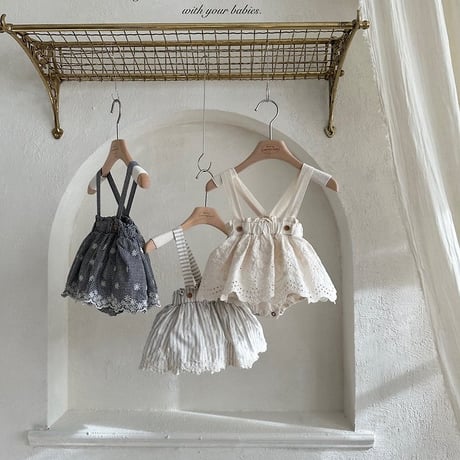 [予約] Embroidered suspenders SK bloomers / Monbebe