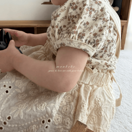 [予約] Embroidered suspenders SK bloomers / Monbebe