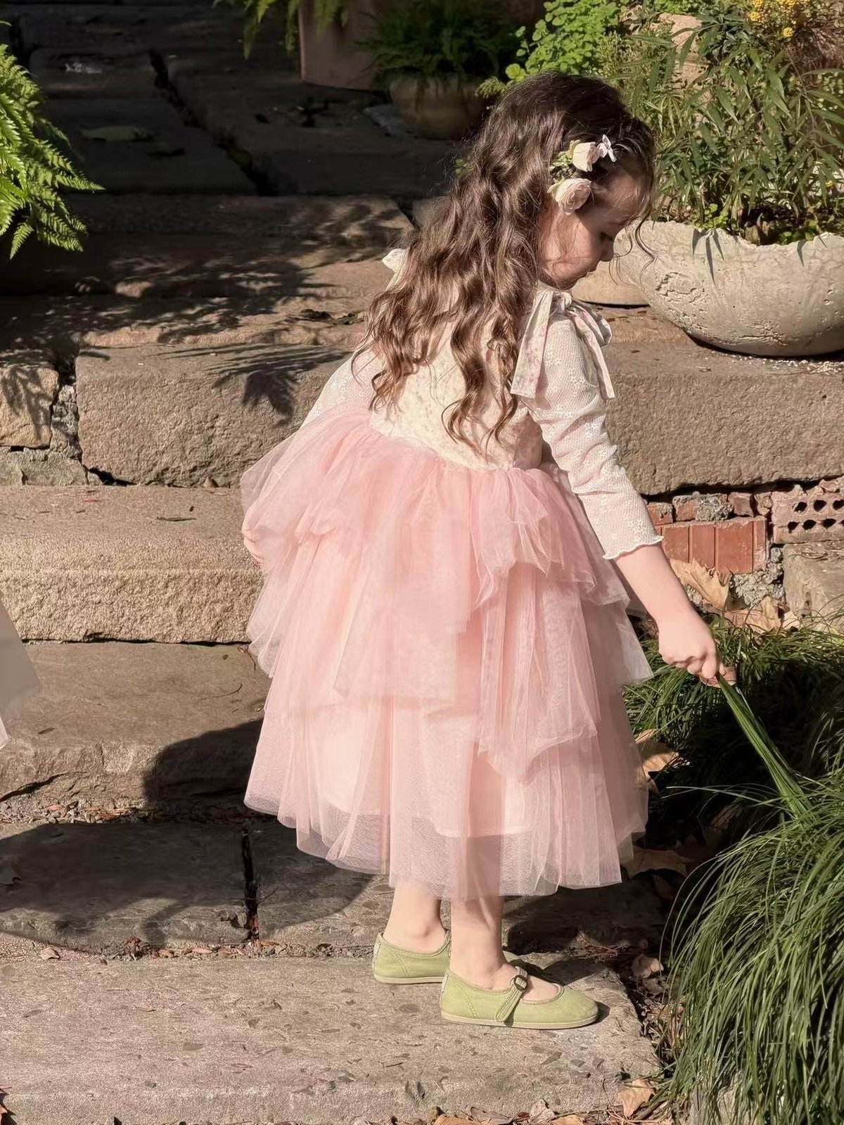 トップス aiai 予約] Lace see-through T-shirt/ aiai | Mimiel