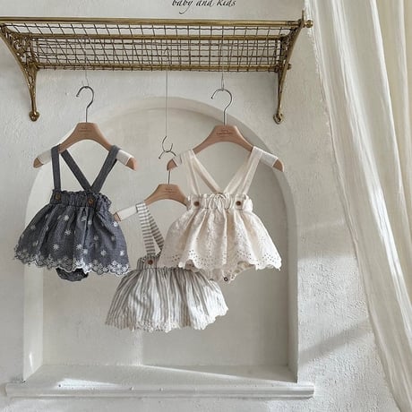 [予約] Embroidered suspenders SK bloomers / Monbebe