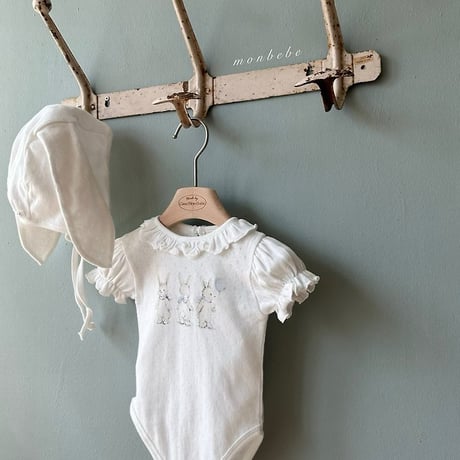 [予約] Rabbit Eyelet Suit (Bunny Bonnet Set) / Monbebe