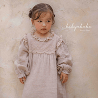 [即納] Laura Yoru Lace Dress/ Hibyebebe （ beige M, L _ size のみ）