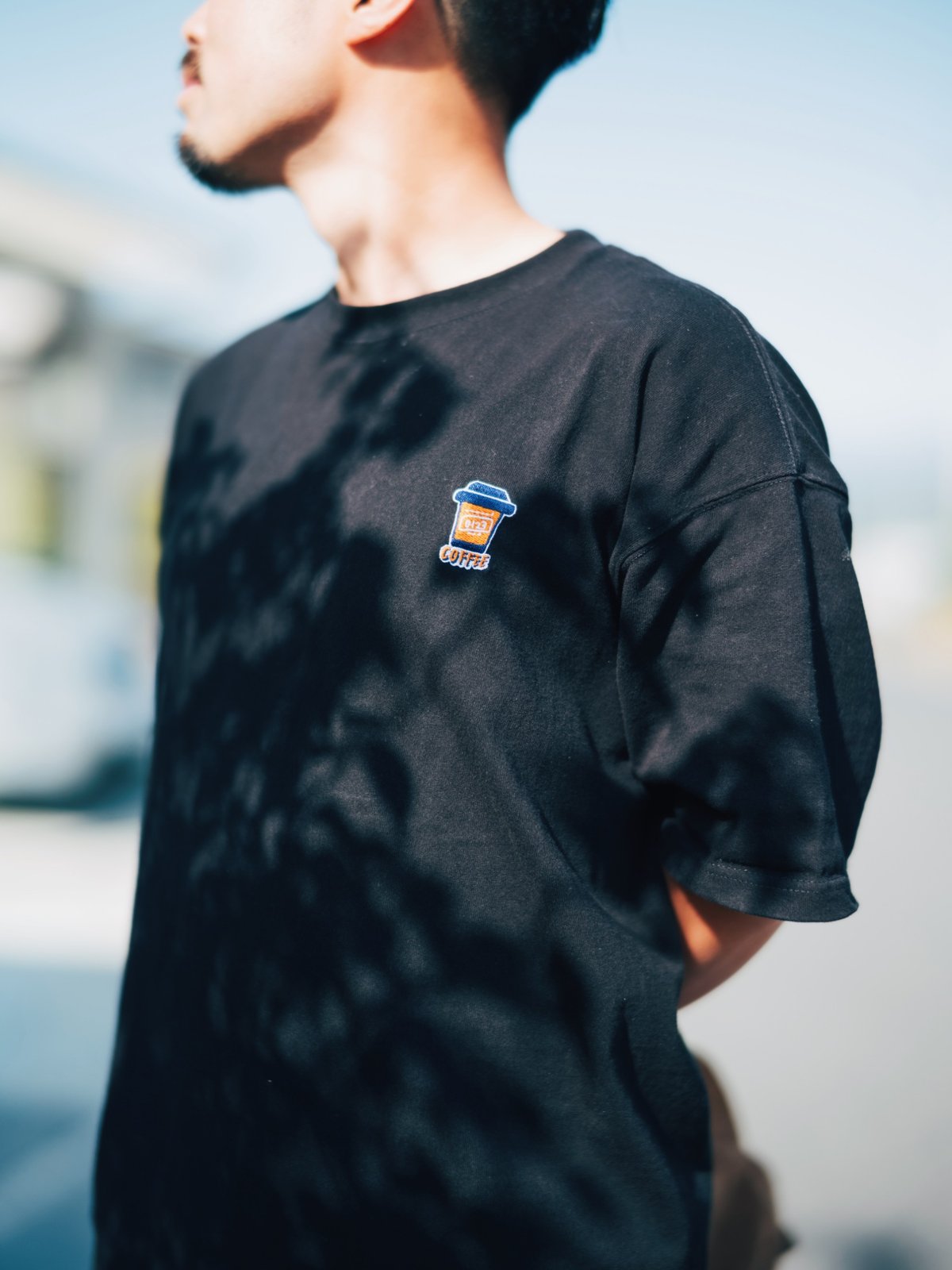 オリジナルロゴ刺繍オーバーサイズTシャツ | 0123 COFFEE