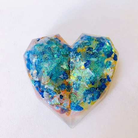 流れを感じるハートインハートのオルゴナイト 流れを感じる