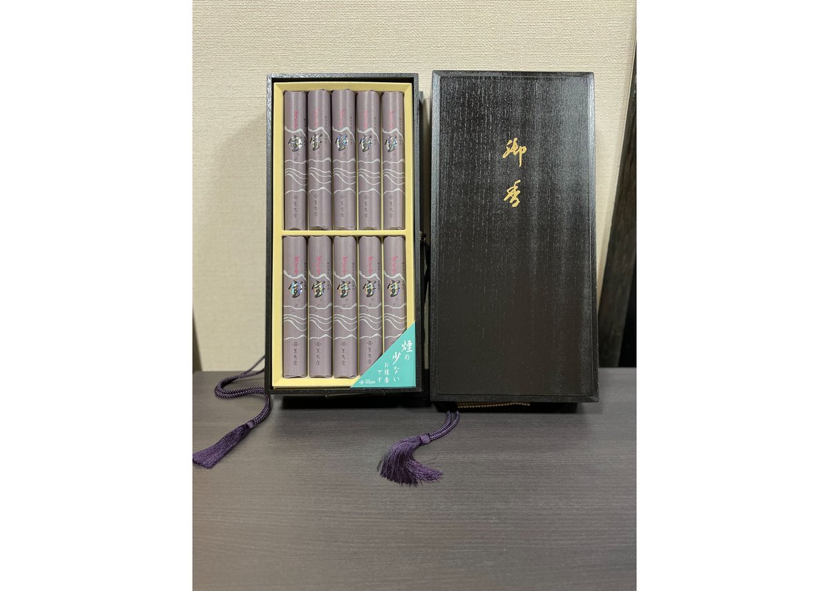 進物線香 宝 ダイヤ短寸10束入り桐塗箱 | 仏壇の平安オンライン 進物線香 宝 ダイヤ短寸10束入り桐塗箱 | 仏壇の平安オンライン