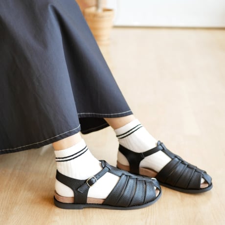 【2026年春夏/再入荷】PennyLane グルカサンダル フラット オープントゥ 編み込み 3e ストラップサンダル