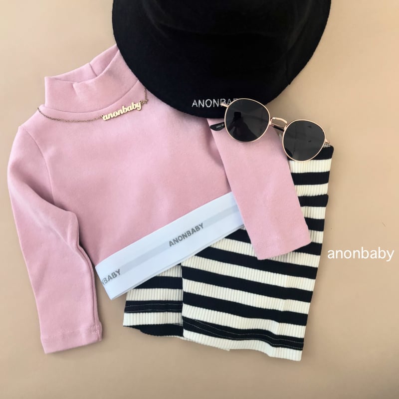 即納〉𝐎𝐫𝐢𝐠𝐢𝐧𝐚𝐥 ANONBABYクロップドトップスAW | anon baby