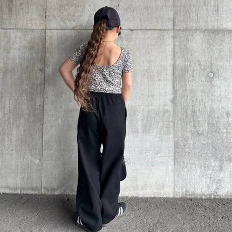 〈即納〉𝐎𝐫𝐢𝐠𝐢𝐧𝐚𝐥 バックオープンtee