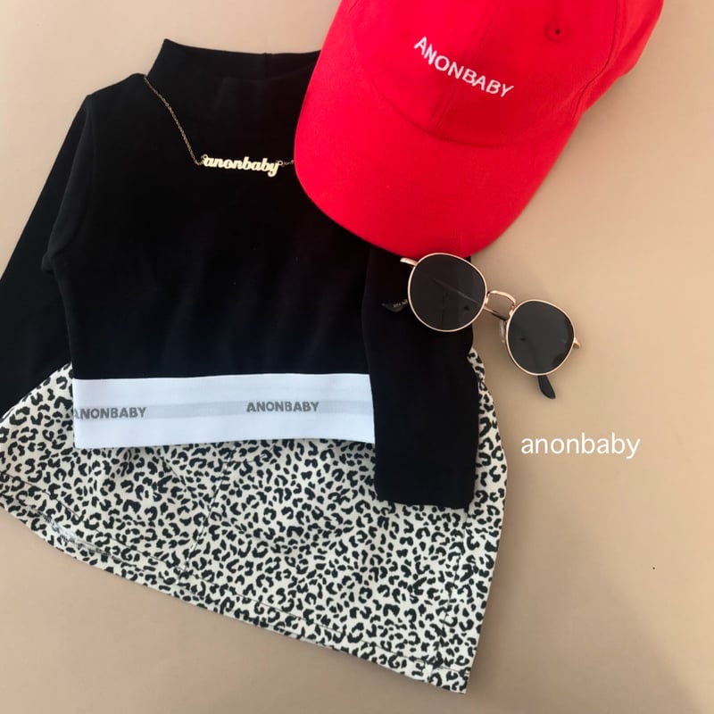 ※Anne様 購入専用ページ 即納〉𝐎𝐫𝐢𝐠𝐢𝐧𝐚𝐥 ANONBABYクロップドトップスAW | anon baby