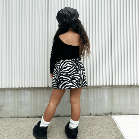 〈ご予約販売〉𝐎𝐫𝐢𝐠𝐢𝐧𝐚𝐥 ゼブラミニスカート&ベビーパンツ