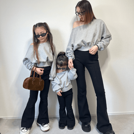 〈即納〉𝐎𝐫𝐢𝐠𝐢𝐧𝐚𝐥 センタープレスフレアパンツ