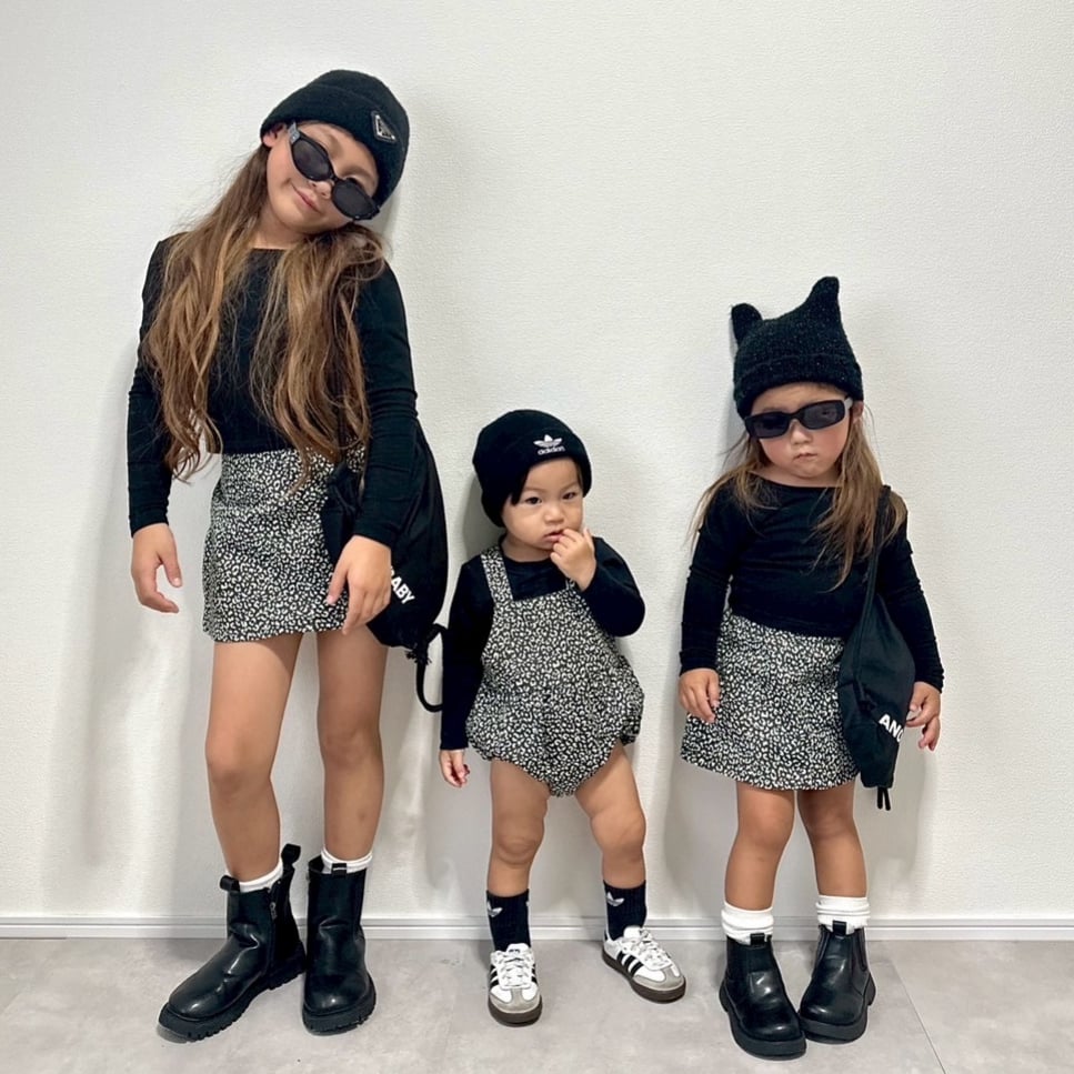 ⭐︎レア⭐︎【新品】 ナヌーシュカ nanushka レオパード柄 サロペット xs 即納〉𝐎𝐫𝐢𝐠𝐢𝐧𝐚𝐥 ブラックレオパードスカート&ベビー