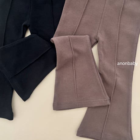 〈即納〉𝐎𝐫𝐢𝐠𝐢𝐧𝐚𝐥 センタープレスフレアパンツ