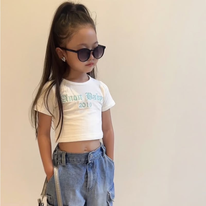 即納》𝐎𝐫𝐢𝐠𝐢𝐧𝐚𝐥 anonbaby color mini tee | anon baby