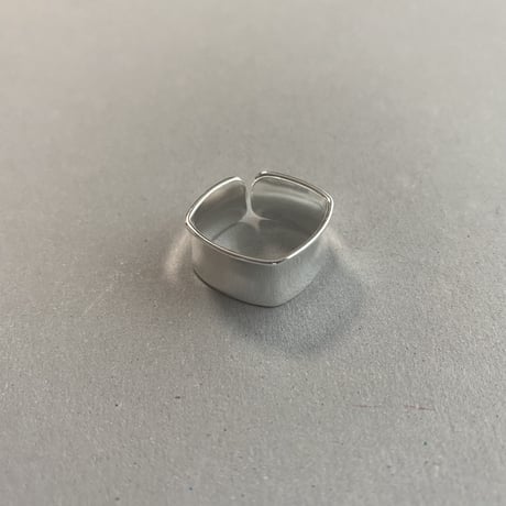 【NEW】スクエアリングsilver925