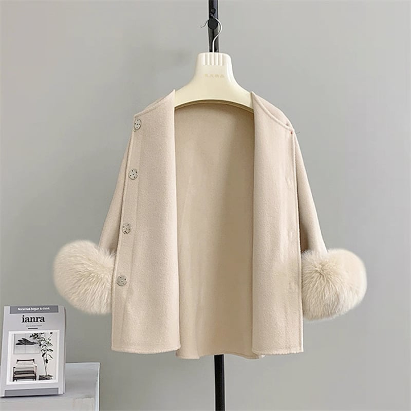 ベージュ ケープコート ファー付き ファー付きベージュケープコート 楽天市場】ケープ コート（カラー