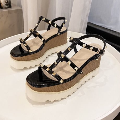 ◆予約◆スタッズウッド厚底ソールサンダル