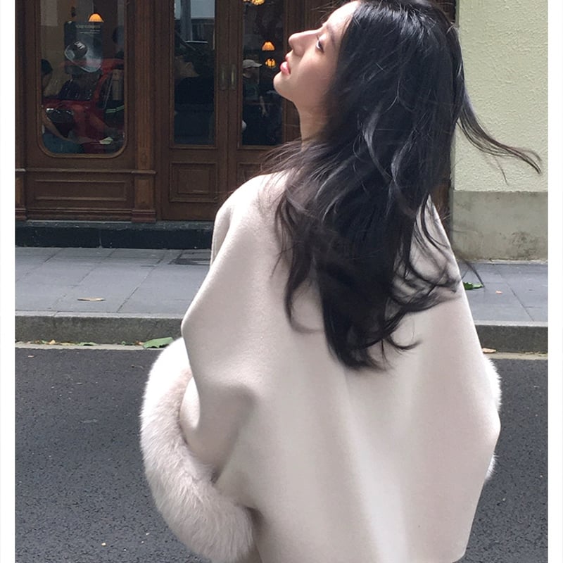 美品Aroundyur 韓国ブランド　フォックスケープコート ケープコート アウター フォックスファー マント エレガント韓国