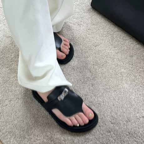 ◆予約◆キーロックトングサンダル