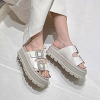 ◆予約◆ビジューバックル厚底サンダル