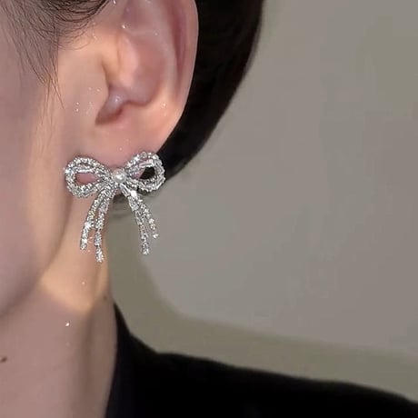 ◆予約◆シャイニーテールリボンピアス