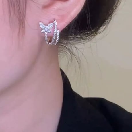 ◆予約◆バタフライループピアス