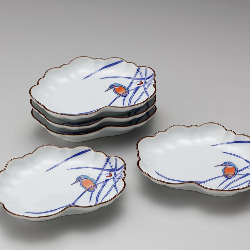 染錦かわせみ文形変皿 | 辻精磁社 つじのくら