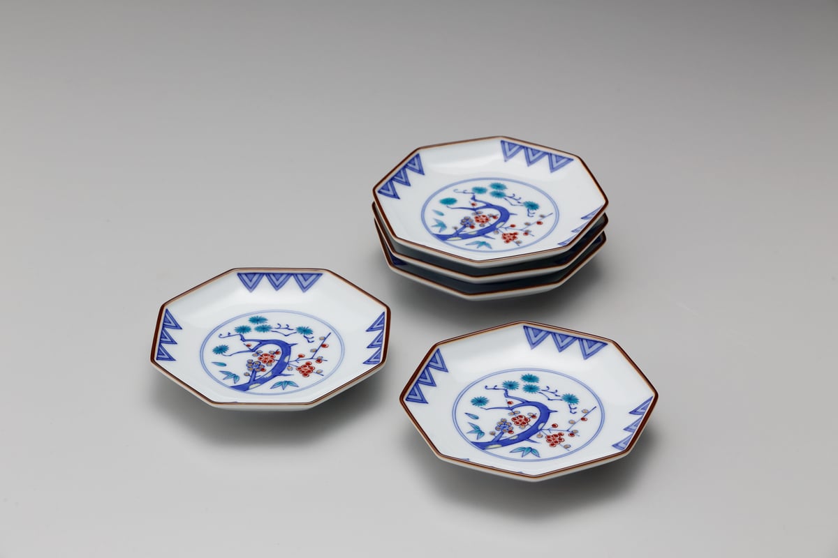 【新品　未使用品】 深川製磁　染錦松竹梅　金彩　松竹梅　銘々皿揃　レア品 染錦松竹梅文銘々皿 | 辻精磁社 つじのくら