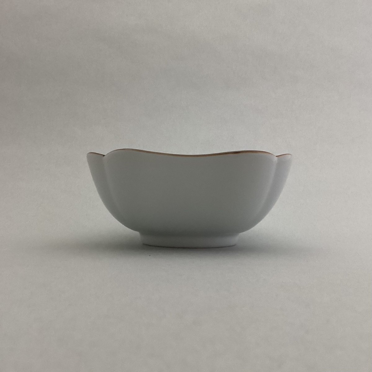 白磁四角小鉢 | 辻精磁社 つじのくら