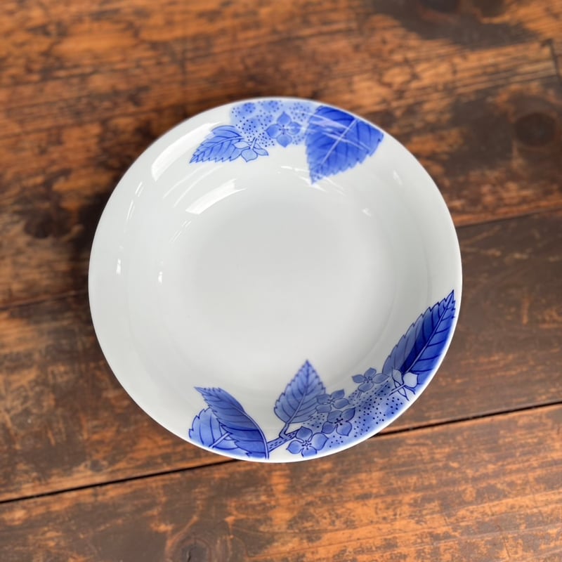 染付紫陽花文スープ皿 | 辻精磁社 つじのくら