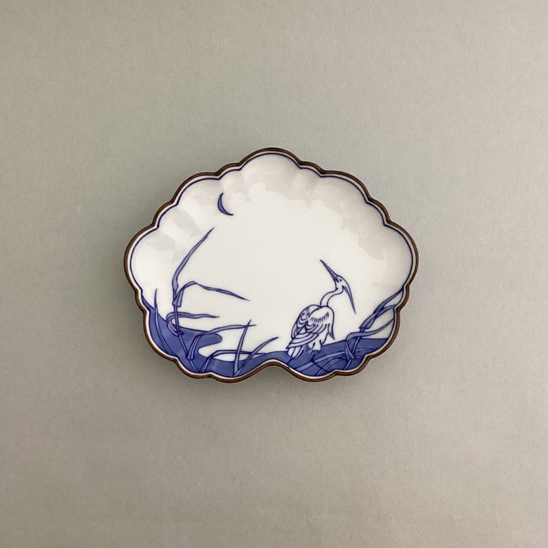 染付鷺文形変皿 | 辻精磁社 つじのくら