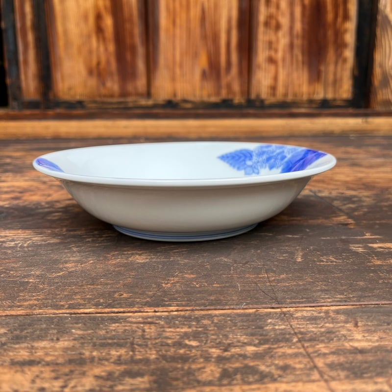 染付紫陽花文スープ皿 | 辻精磁社 つじのくら