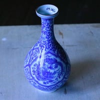 染付花唐草文花瓶 | 辻精磁社 つじのくら