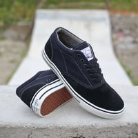 BONELESS ONE Ⅱ / POSSESSED SHOE ボンレスワンツー / ポゼスト