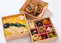 【春限定】筍ちらし寿司と彩り9升の三段弁当　【ペットお茶付】