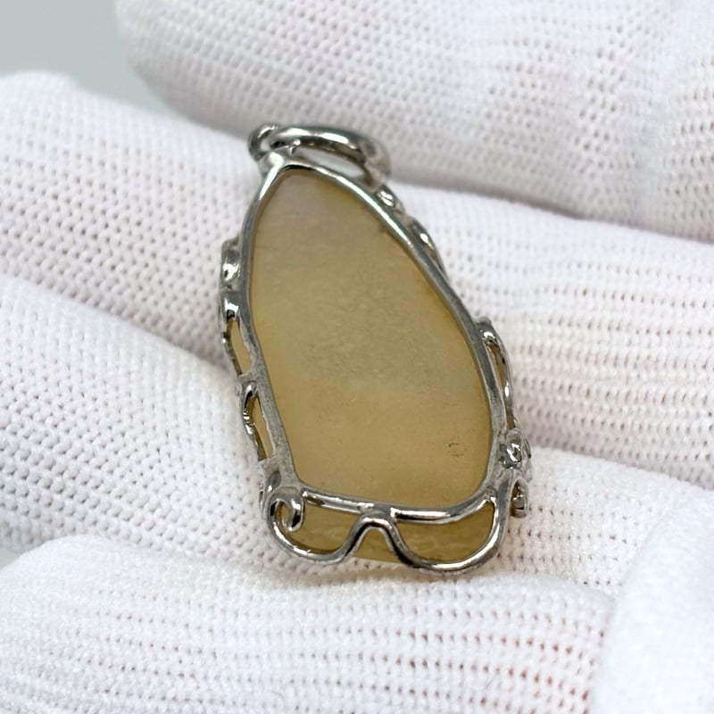 リビアングラス（ペンダントトップ） | Crystal & Marche Mio